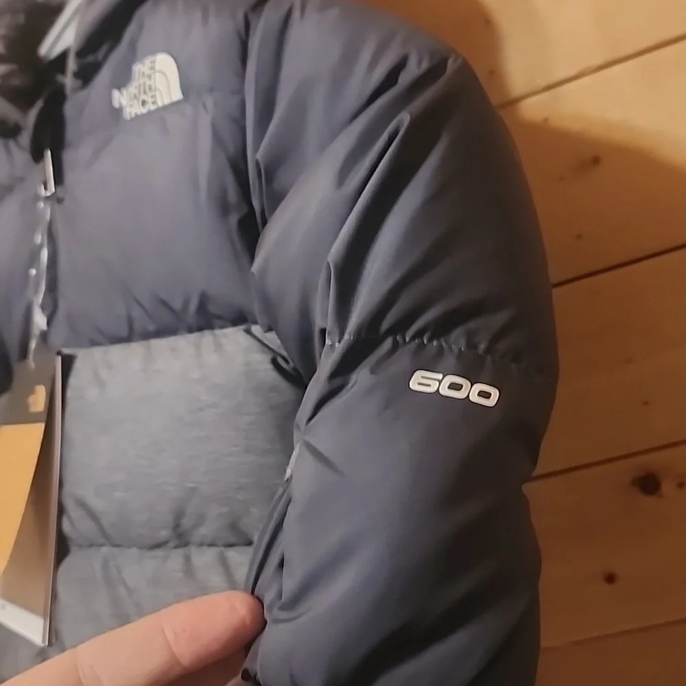 North Face 600 Fill Power Down Puffer Jacket  Size 3/6months Baby